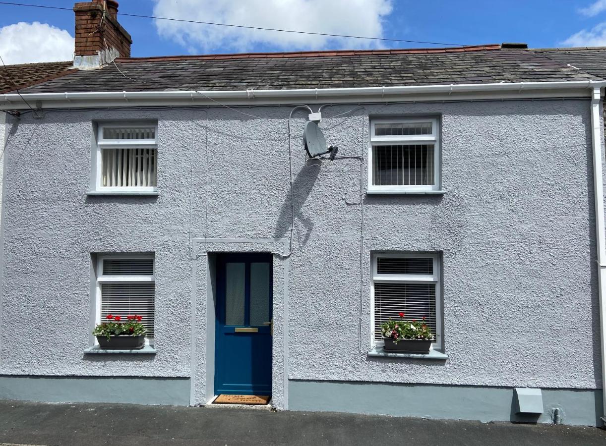 The Cottage Ystradgynlais Exterior photo